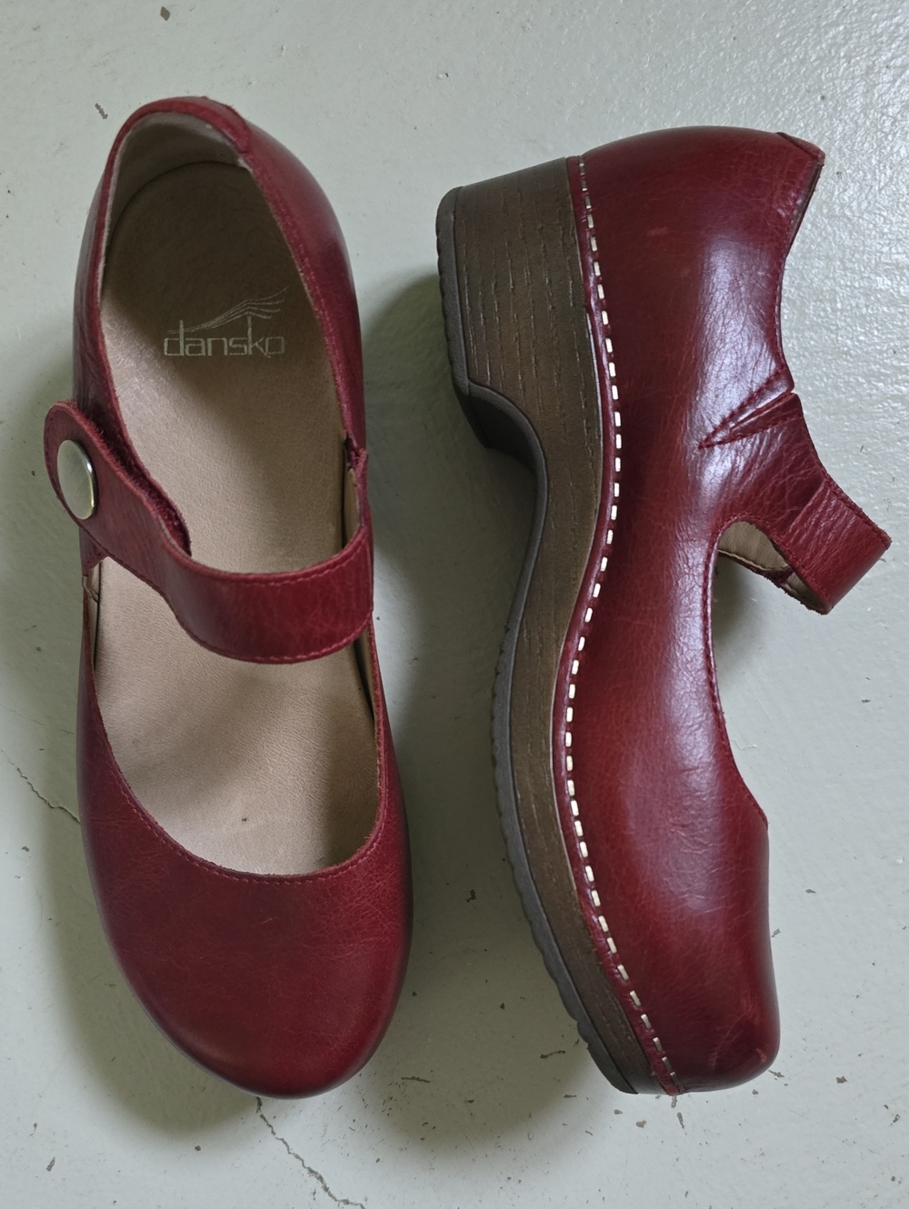 Dansko Burgundy Beatrice MaryJane Strap Clogs Size 38
